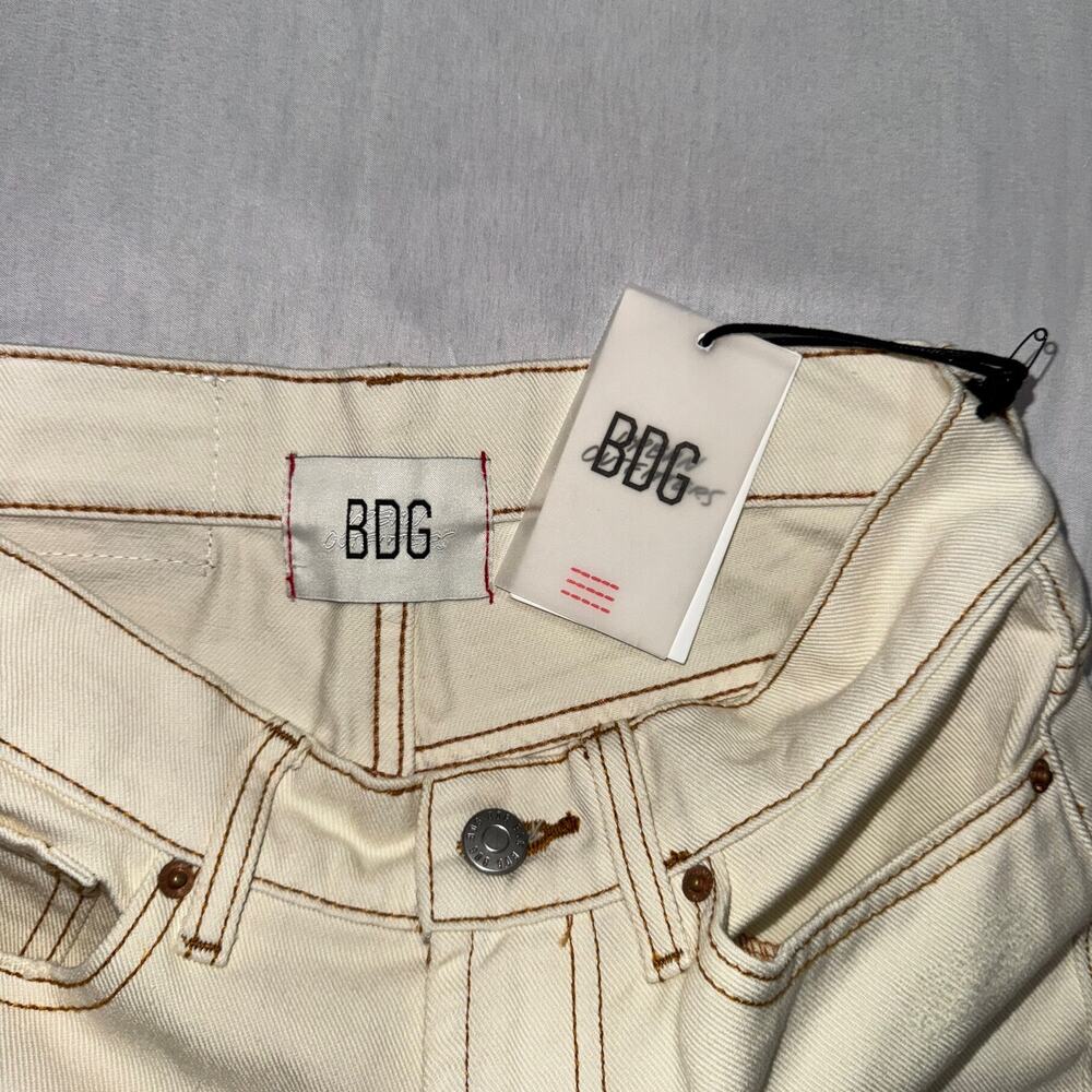 BDG Urban Outfitters Loose Straight Jeans NWT Size 24 Destroyed Ivory High Rise - Picture 5 of 16